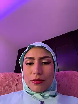 Snapshot of Darsha_Khemu chatting on 06.19.26 Darsha Khemu online show from 06.19.26