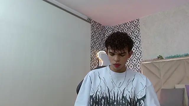 Snapshot of keahi_tay chatting on 03.01.26 keahi tay online show from 03.01.26