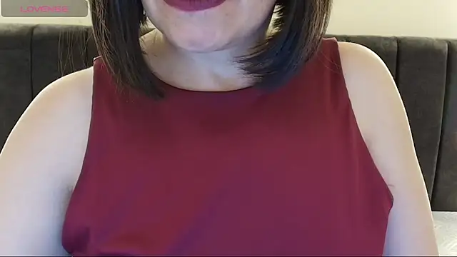 Snapshot of MoriahStorm chatting on 05.12.26 MoriahStorm online show from 05.12.26