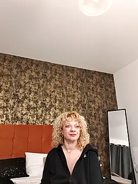 LaireeFelini online show from 02.22.26