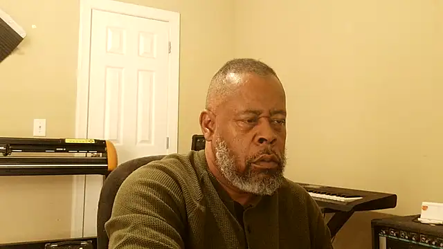 Cleozevo1961 online show from 03.11.26