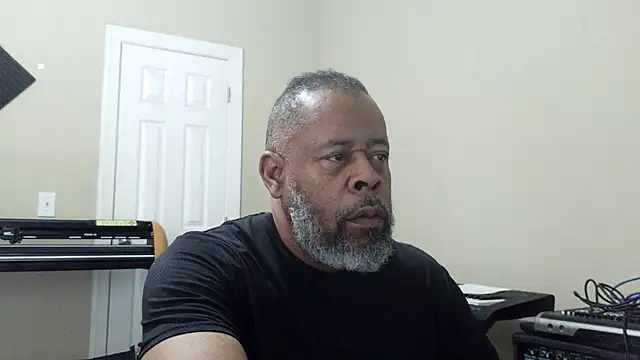 Cleozevo1961 online show from 03.17.26