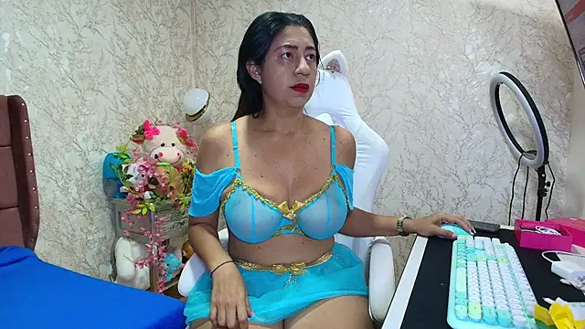 SelinaRussell online show from 05.08.26