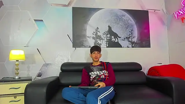 Spicy guys online show from 04.16.26