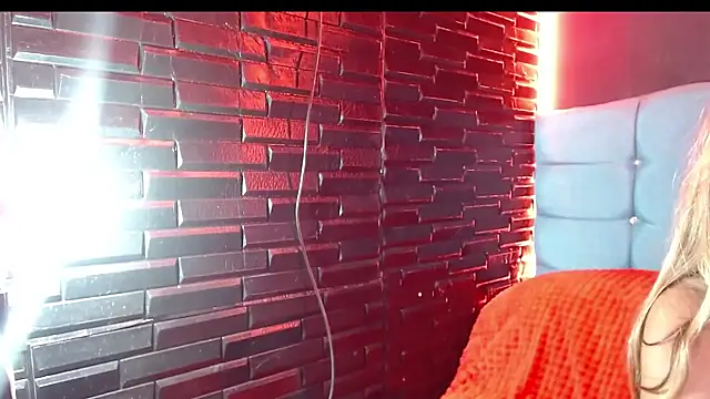 Arabella Fraser18 online show from 04.15.26