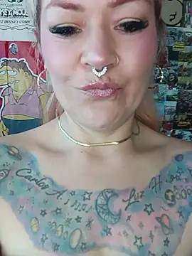 Snapshot of lady_polka chatting on 03.01.26 lady polka online show from 03.01.26