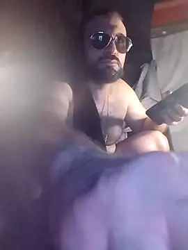 Snapshot of RocklikeFashion9 chatting on 02.18.26 RocklikeFashion9 online show from 02.18.26