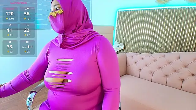 Snapshot of Nadia_Privee chatting on 02.21.26 Nadia Privee online show from 02.21.26