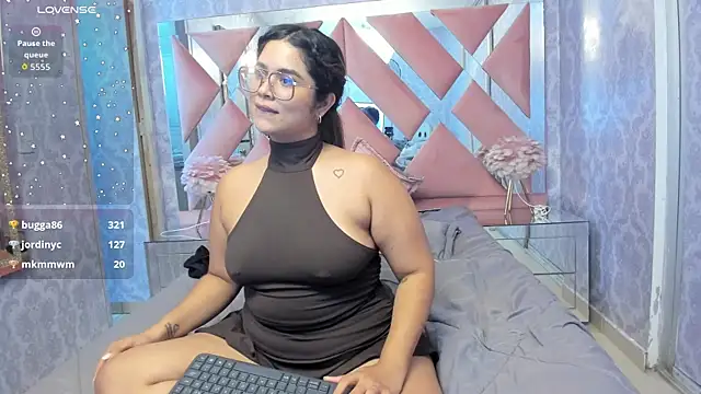 liz ariza4u online show from 04.01.26