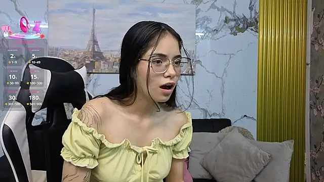 Snapshot of Carolina_pm chatting on 05.24.26 Carolina pm online show from 05.24.26