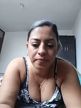 Snapshot of Marcela2408 chatting on 05.19.26 Marcela2408 online show from 05.19.26