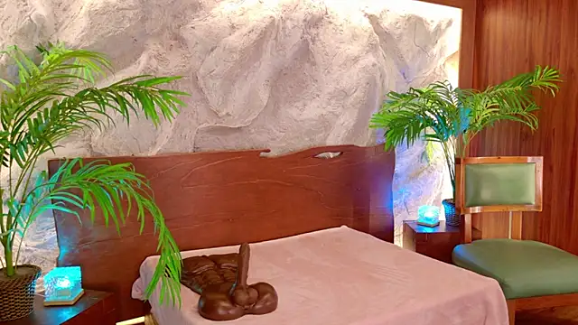 Rolyloren  online show from 02.26.26