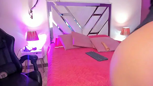 Esmeralda carrascal online show from 03.03.26