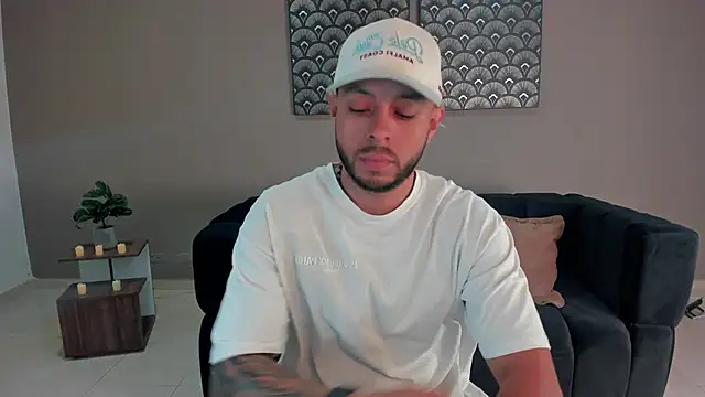 Snapshot of Daniel_kingx chatting on 02.23.26 Daniel kingx online show from 02.23.26