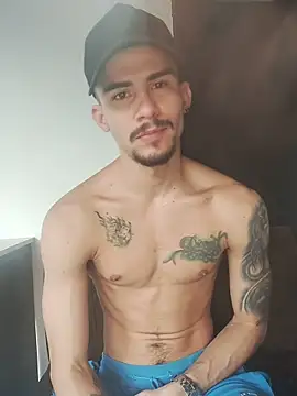 SharonTygaX online show from 04.15.26