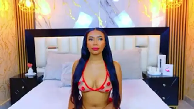 Snapshot of MiaDiamod chatting on 02.28.26 MiaDiamod online show from 02.28.26