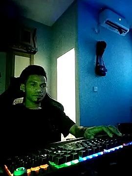 UcEng Lab online show from 03.01.26