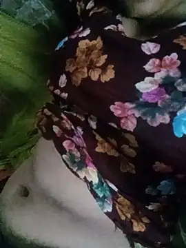 BreezySexyGirl69 online show from 05.14.26