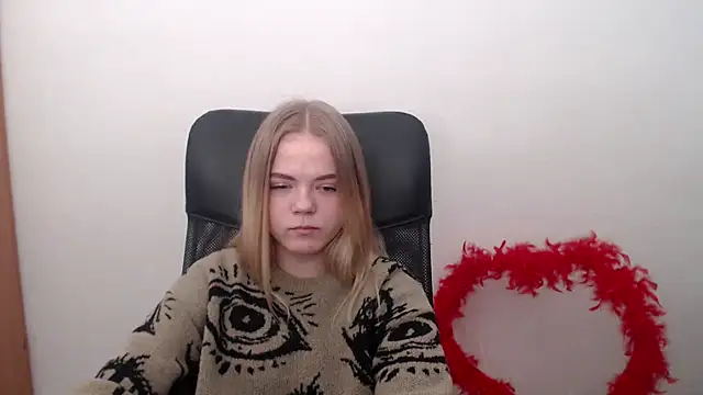 Snapshot of FoxiLana chatting on 02.23.26 FoxiLana online show from 02.23.26