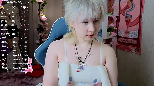 May leaf online show from 03.01.26