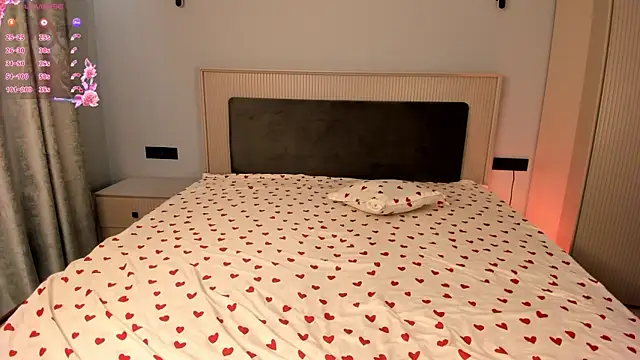 lillakiem online show from 04.16.26