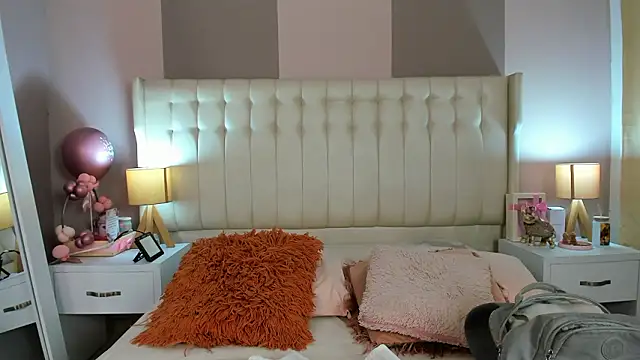 Snapshot of Reachel_Smith chatting on 02.26.26 Reachel Smith online show from 02.26.26