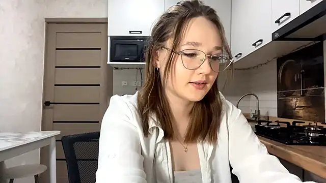 Snapshot of AinaSmith chatting on 03.02.26 AinaSmith online show from 03.02.26