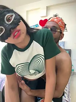 Snapshot of sizzler_hotz chatting on 02.22.26 sizzler hotz online show from 02.22.26