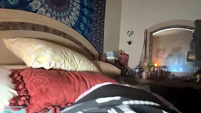 itscoraamour online show from 04.05.26