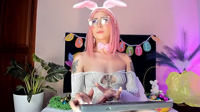 AnnaDenver online show from 04.07.26