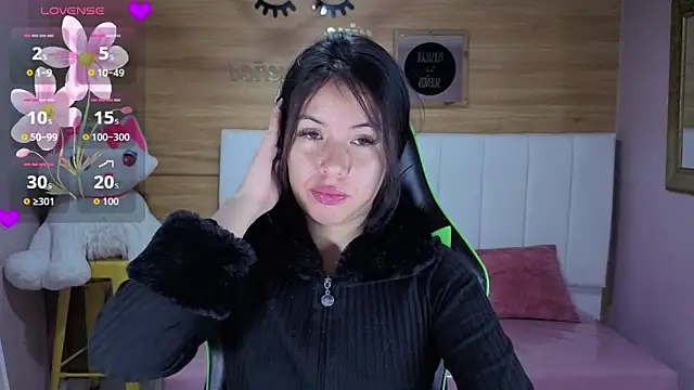 Snapshot of Kylia_a chatting on 04.17.26 Kylia a online show from 04.17.26