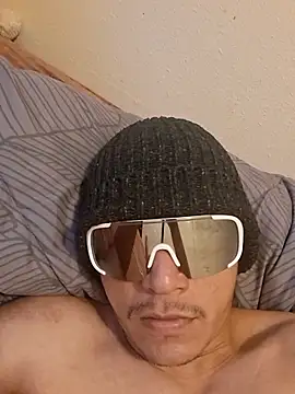 Snapshot of gueboloco2626 chatting on 02.20.26 gueboloco2626 online show from 02.20.26