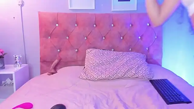 lilirousee online show from 03.22.26