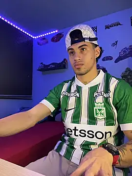 Snapshot of TOMAS_CONOR chatting on 02.22.26 TOMAS CONOR online show from 02.22.26