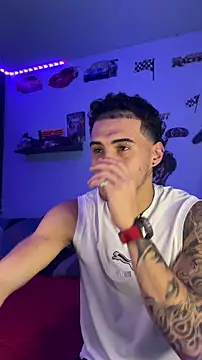 Snapshot of TOMAS_CONOR chatting on 02.24.26 TOMAS CONOR online show from 02.24.26