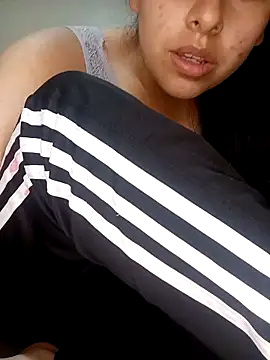 Rosyshadow online show from 04.15.26