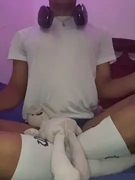 Snapshot of VixHot15 chatting on 02.19.26 VixHot15 online show from 02.19.26