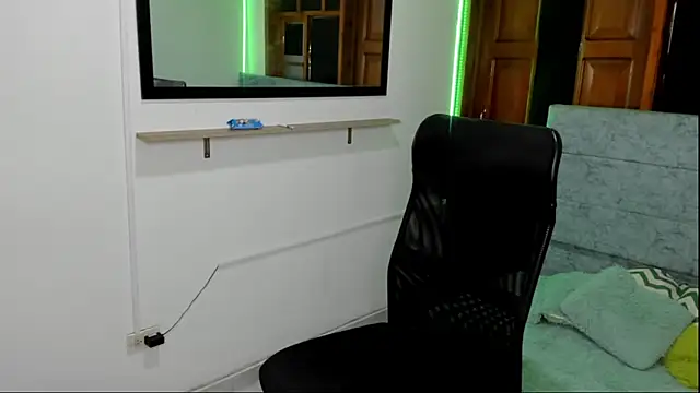 Aysha winxs online show from 03.07.26