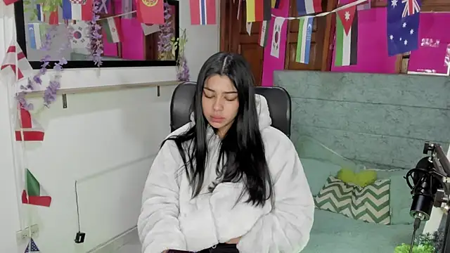 Snapshot of Aysha_winxs chatting on 07.17.26 Aysha winxs online show from 07.17.26