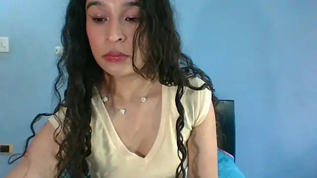 Snapshot of scarlettscottx_ chatting on 05.25.26 scarlettscottx online show from 05.25.26