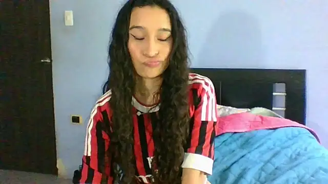 Snapshot of scarlettscottx_ chatting on 05.31.26 scarlettscottx online show from 05.31.26