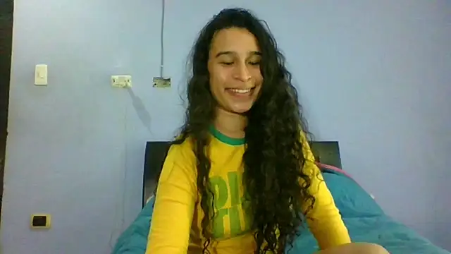 Snapshot of scarlettscottx_ chatting on 06.07.26 scarlettscottx online show from 06.07.26