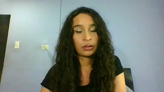 Snapshot of scarlettscottx_ chatting on 06.22.26 scarlettscottx online show from 06.22.26