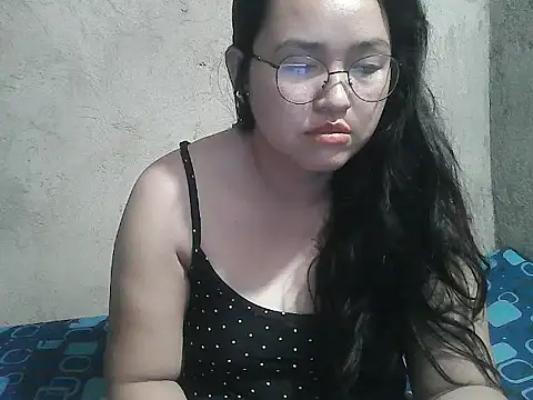 Snapshot of wildchinita00 chatting on 05.14.26 wildchinita00 online show from 05.14.26