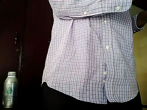 Snapshot of sub_slave_indi chatting on 09.29.25 sub slave indi online show from 09.29.25