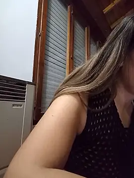Snapshot of CamiliLuna chatting on 06.11.26 CamiliLuna online show from 06.11.26