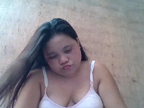 sweetlyn31 online show from 04.14.26