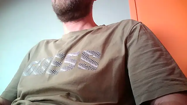 Snapshot of truble78 chatting on 05.20.26 truble78 online show from 05.20.26
