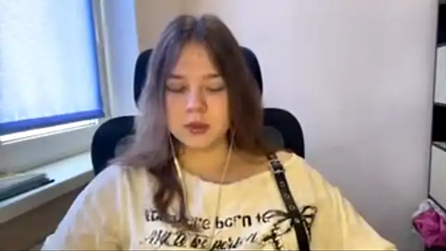 TomikoPfau online show from 03.14.26