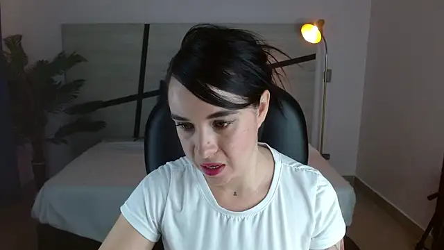 Anne blake online show from 04.28.26